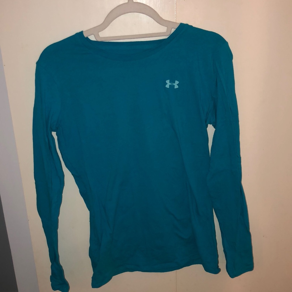 Blue long sleeve under armour top
